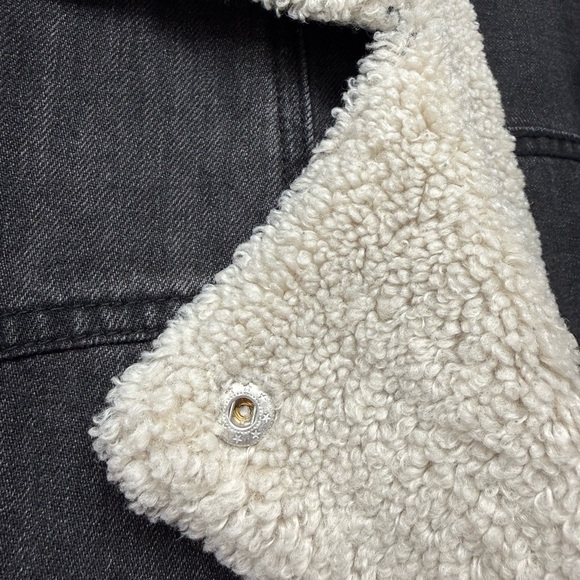 Blank NYC Sherpa Lined Denim Vest Black Sleeveless Jacket NWT Size S - Picture 7 of 8